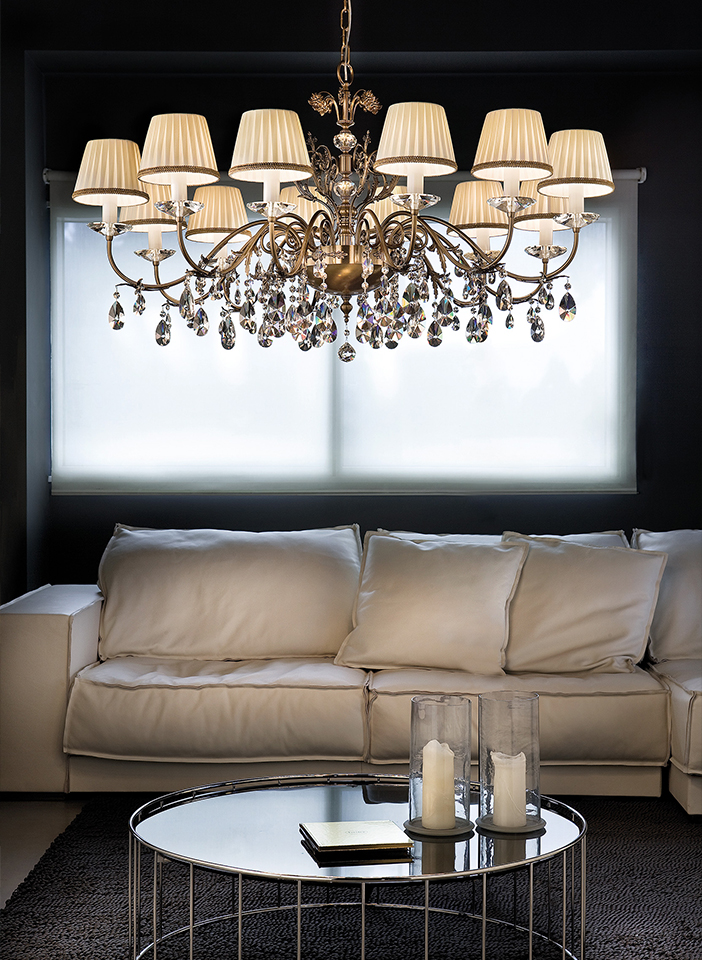 Cast brass and metal frame. Pongè lampshades, crystal pendants|Cast brass and metal frame. Pongè lampshades, crystal pendants|Cast brass and metal frame. Pongè lampshades, crystal pendants